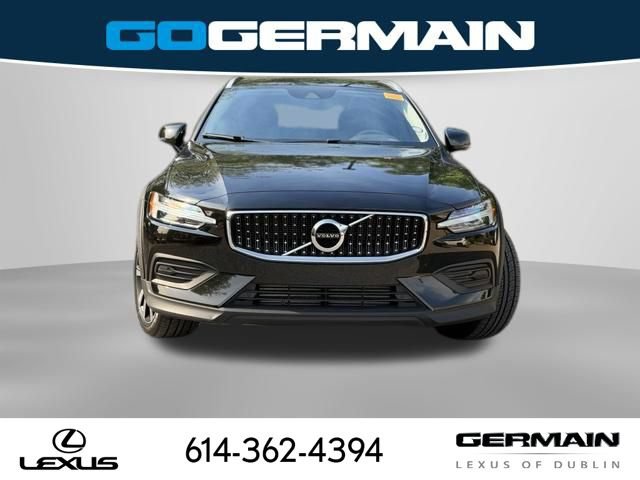 Used 2020 Volvo V60 T5 Cross Country AWD/4WD image 6