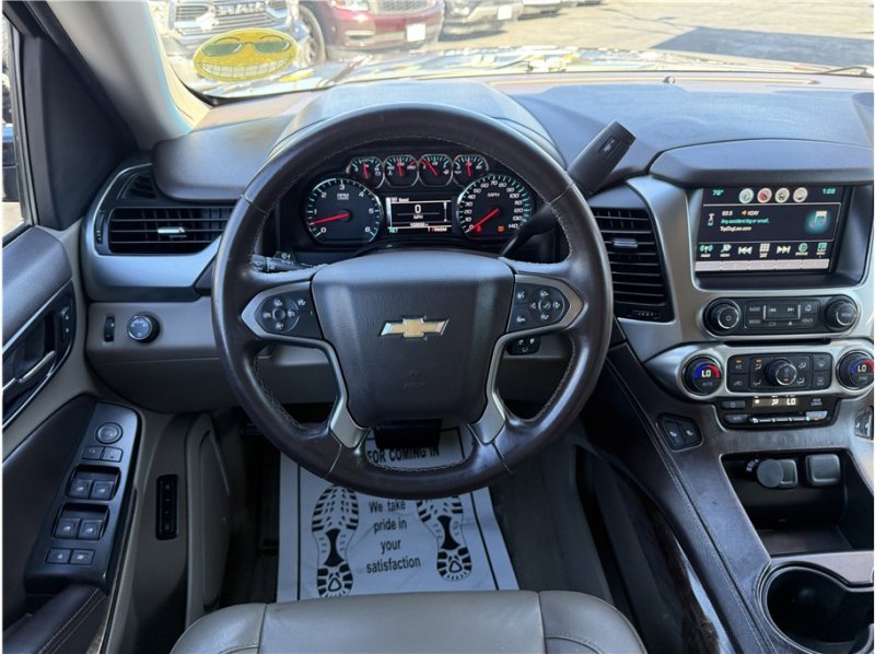 Used 2016 Chevrolet Suburban LT image 38