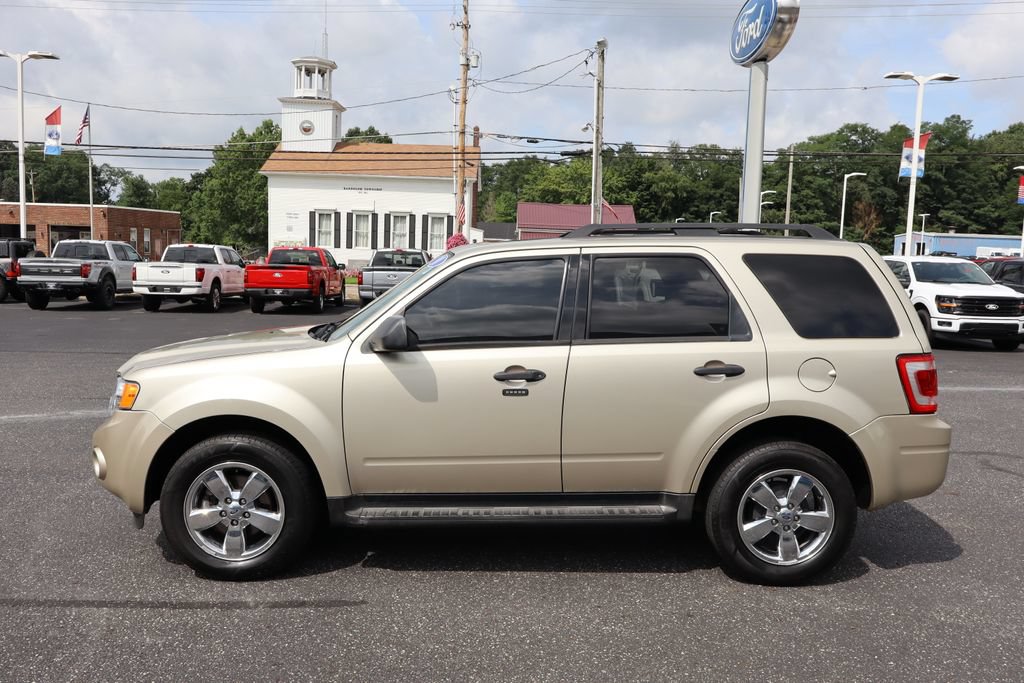 Used 2010 Ford Escape XLT FWD image 12