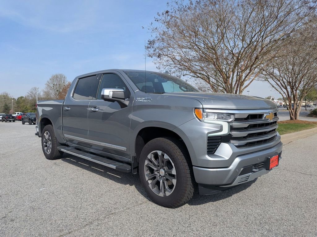 Used 2025 Chevrolet Silverado 1500 High Country w/ Z71 Off-Road Package image 2