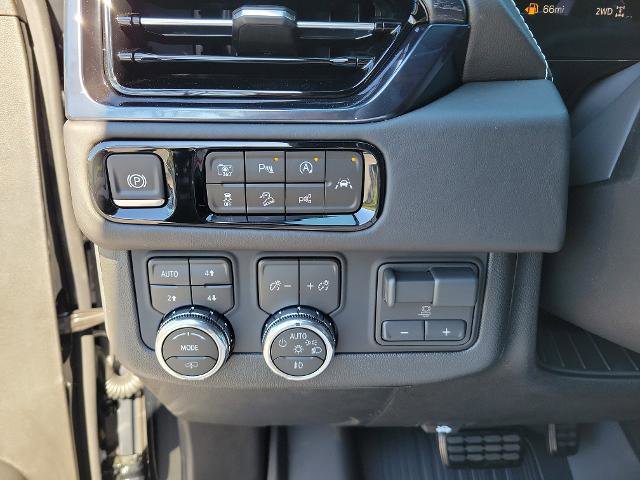 New 2026 GMC Yukon XL AT4 Ultimate w/ LPO, Floor Liner Package image 29