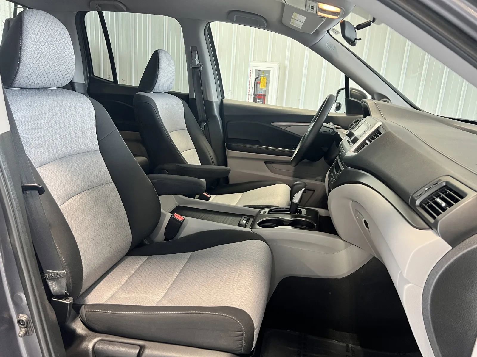 Used 2018 Honda Ridgeline RT image 28