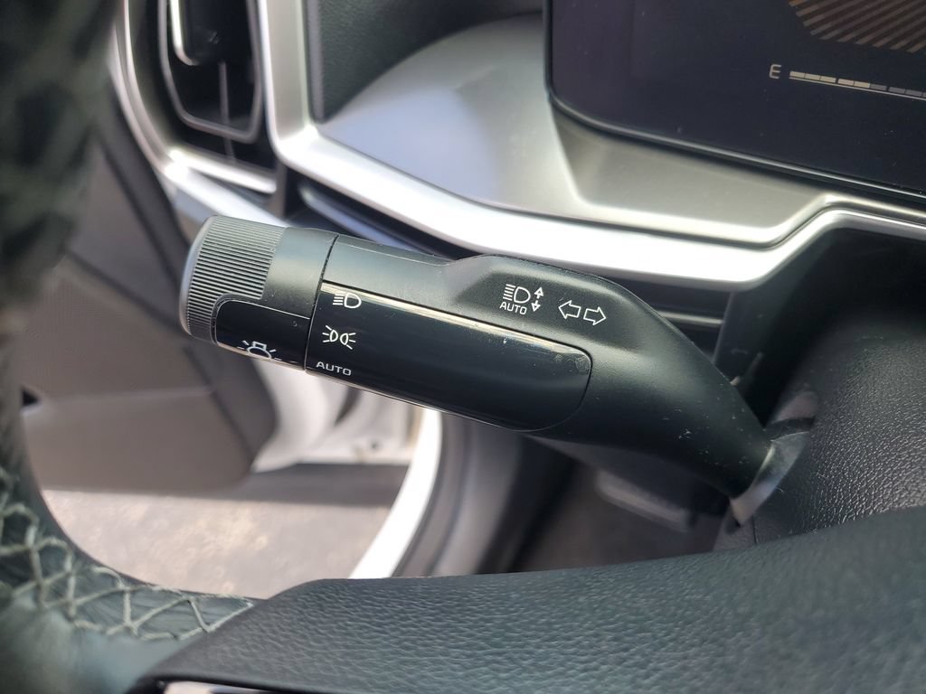 Certified 2024 Kia Sorento S w/ Panoramic Sunroof Package AWD/4WD image 17