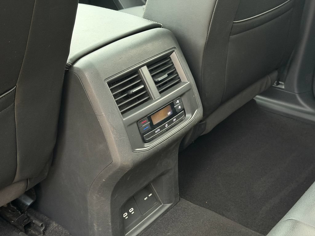 Certified 2023 Volkswagen Atlas SE AWD/4WD image 24