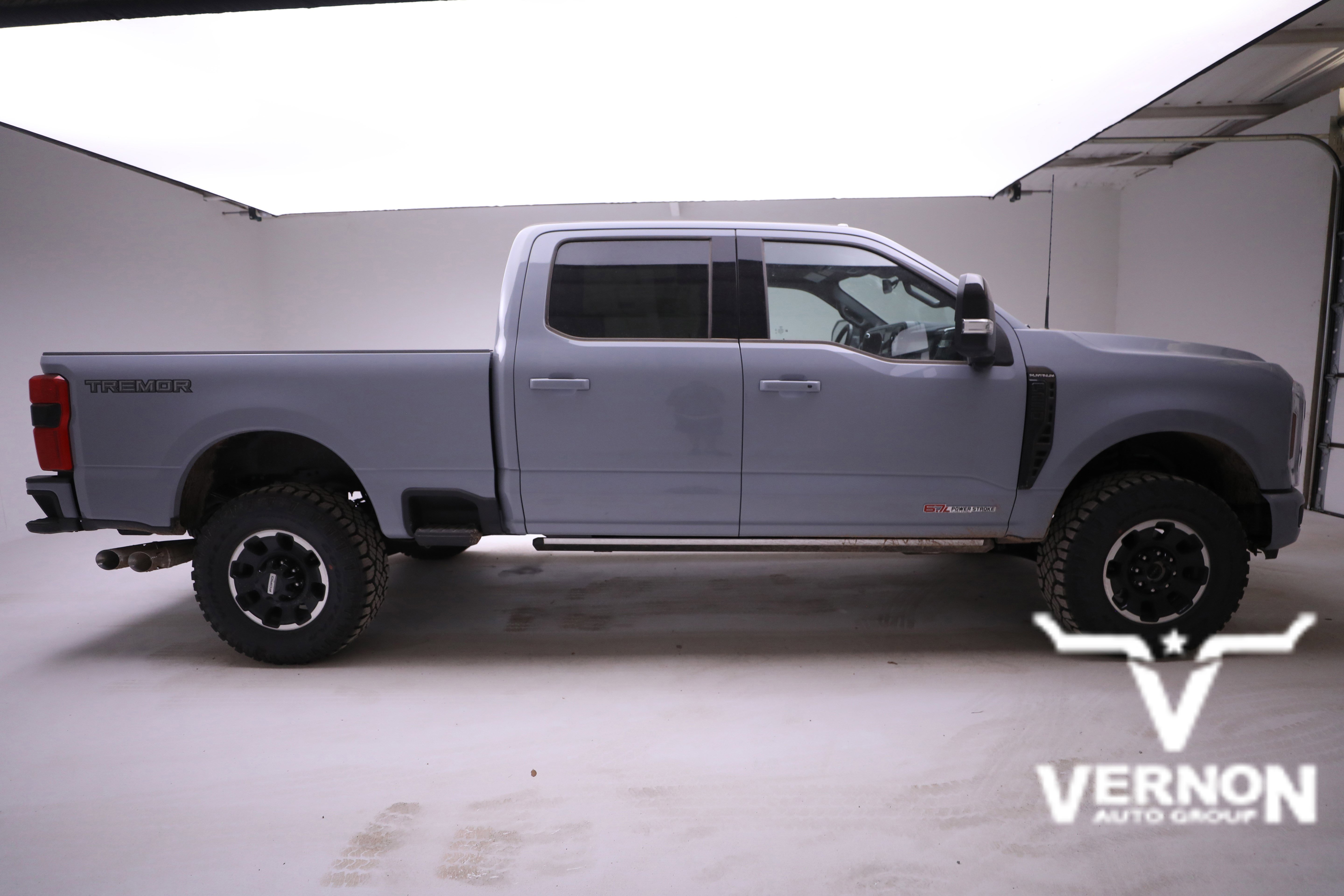 New 2026 Ford F250 Platinum w/ Tremor Off-Road Package image 6