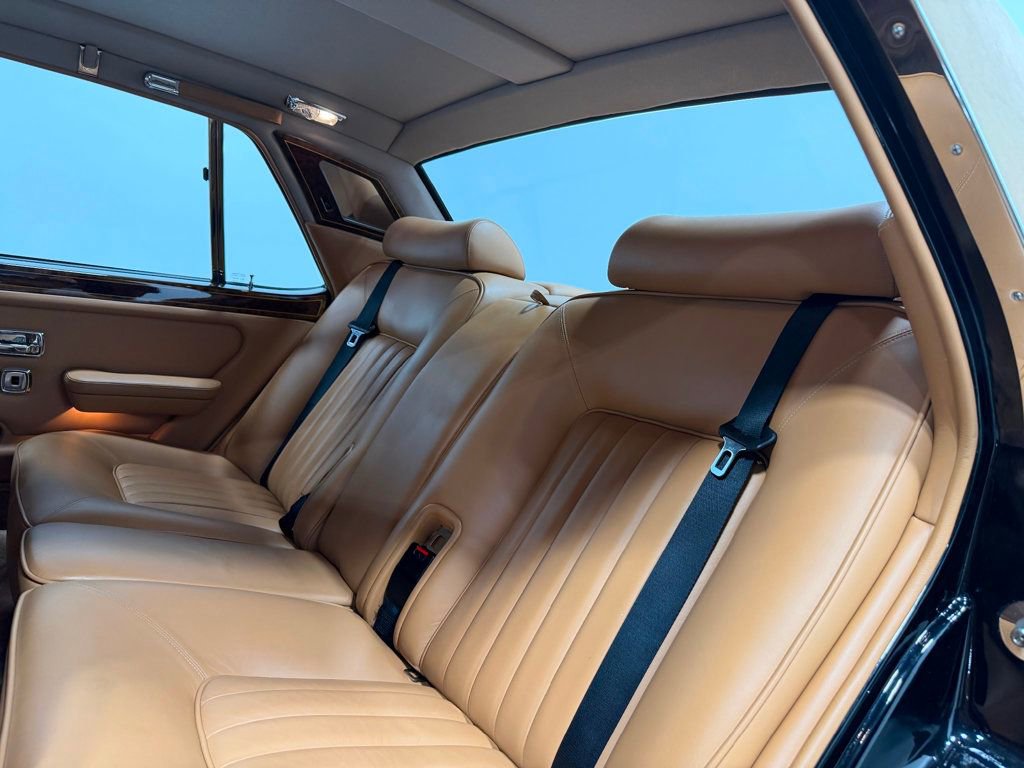 Used 1993 Rolls-Royce Silver Spur II image 16
