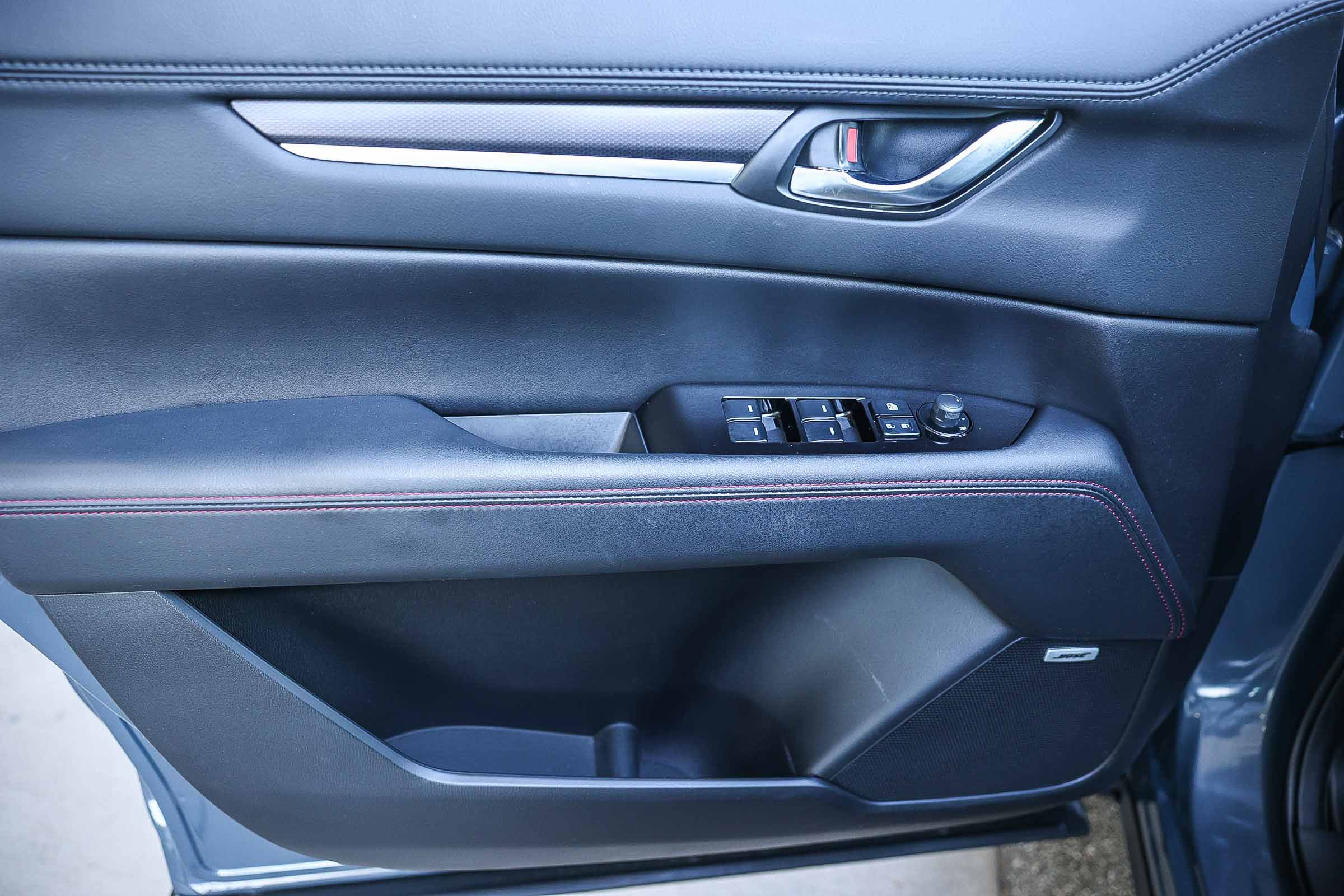 Used 2021 MAZDA CX-5 Carbon Edition image 27