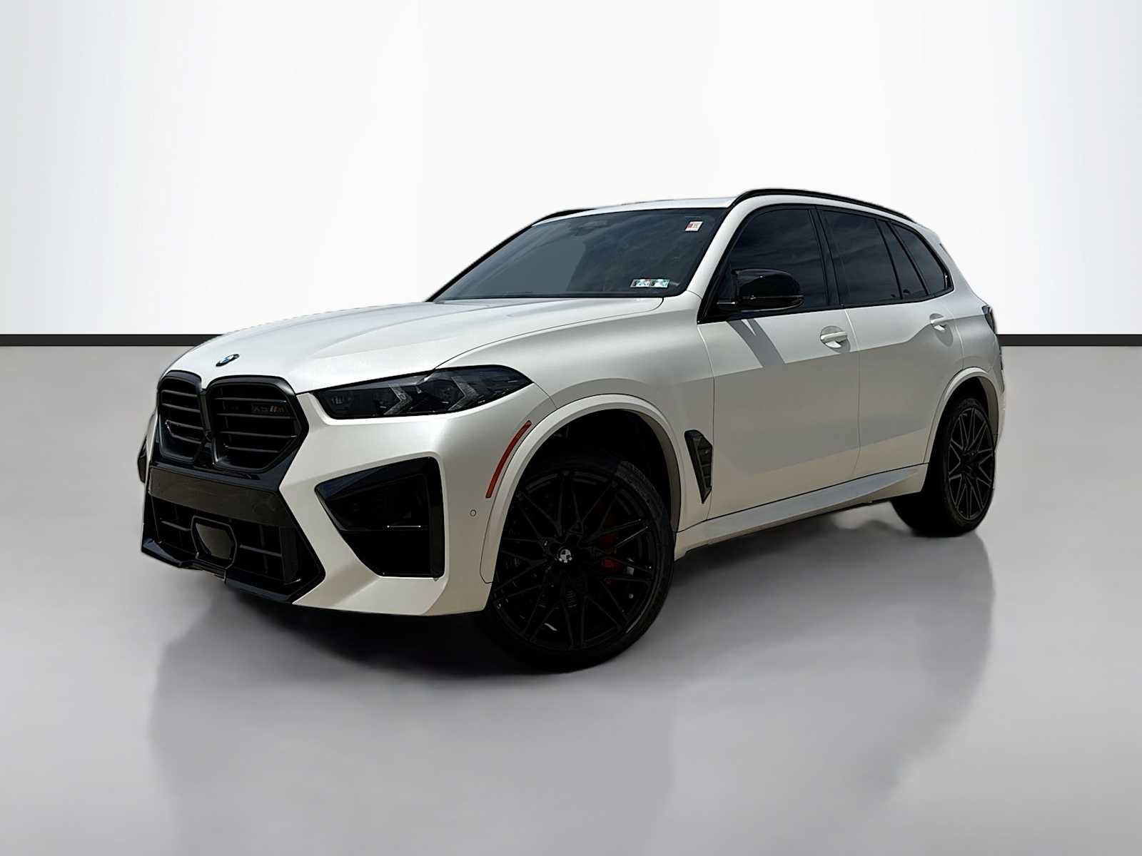 Used 2025 BMW X5 M Competition w/ Executive Package AWD/4WD image 1