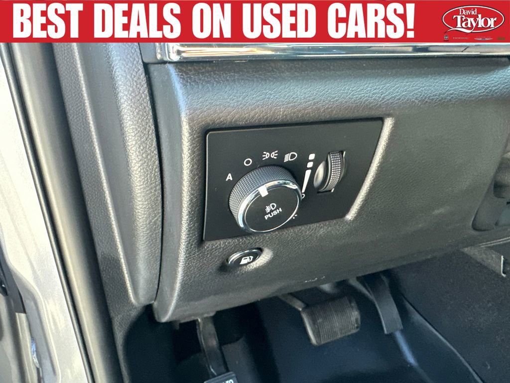Used 2019 Jeep Grand Cherokee Limited AWD/4WD image 25