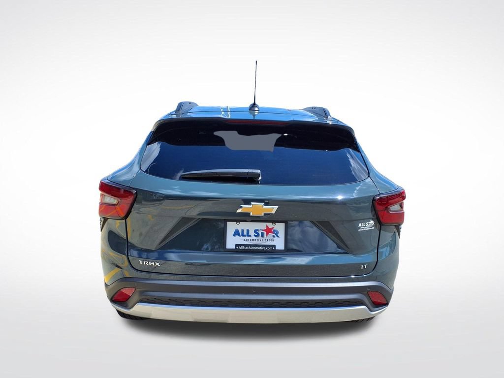 Used 2026 Chevrolet Trax LT w/ Driver Confidence Package FWD image 6