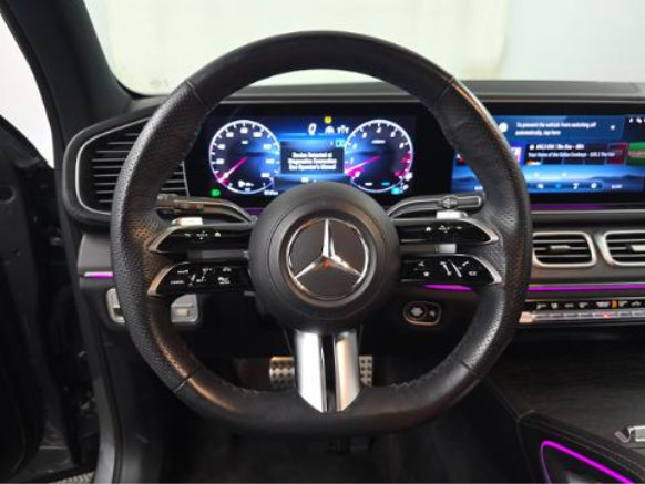 Used 2025 Mercedes-Benz GLS 450 4MATIC w/ AMG Line Exterior image 5