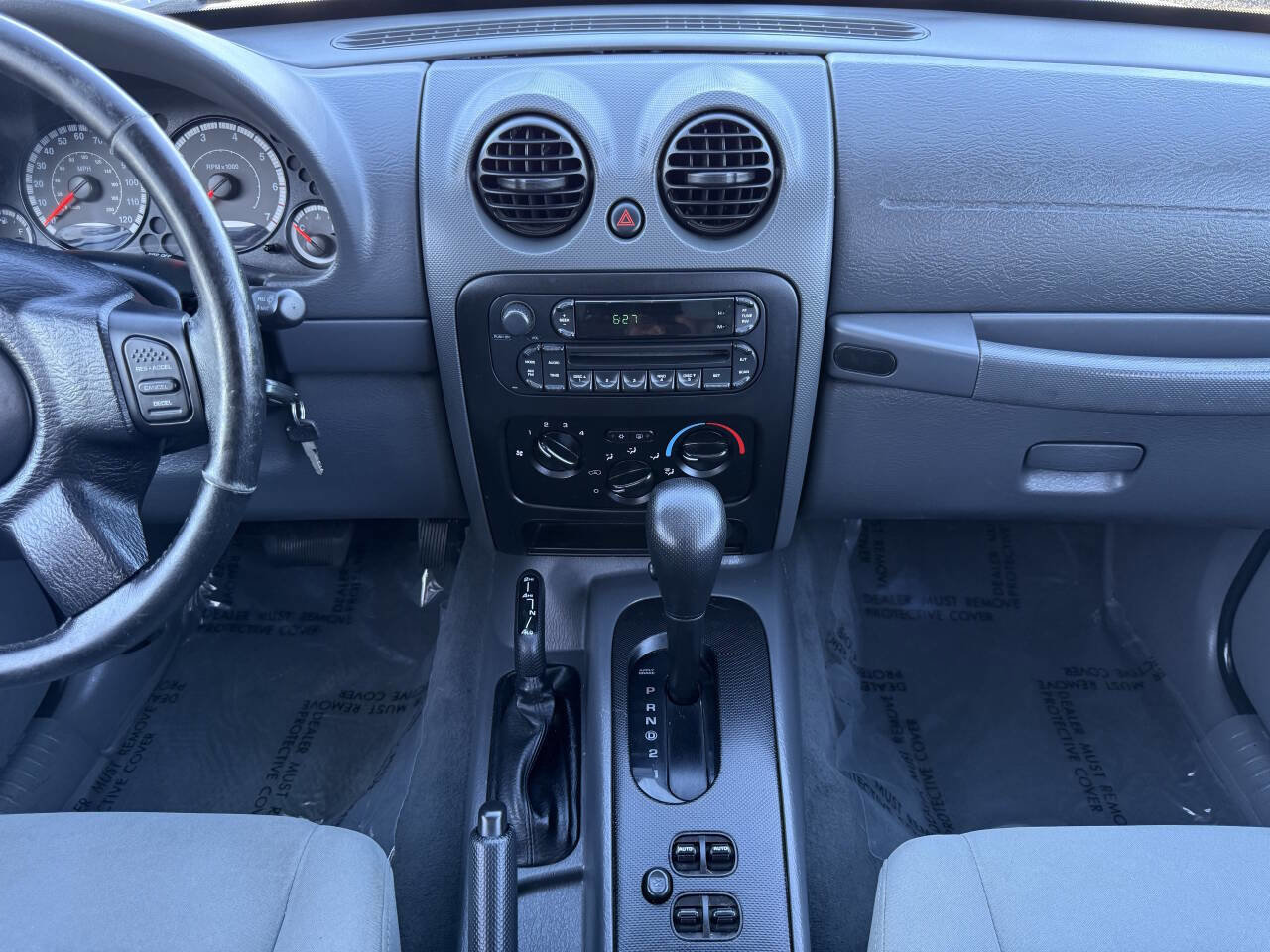 Used 2007 Jeep Liberty Sport AWD/4WD image 18