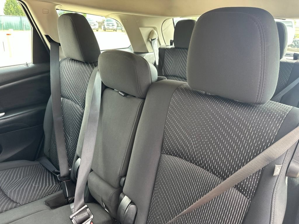 Used 2015 Dodge Journey American Value Package w/ Flexible Seating Group FWD image 19