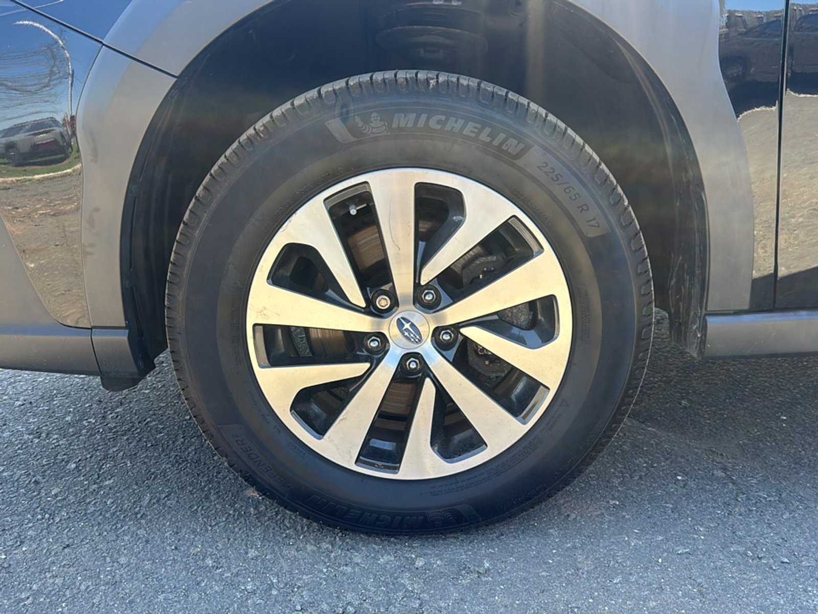 Certified 2024 Subaru Outback Premium AWD/4WD image 38