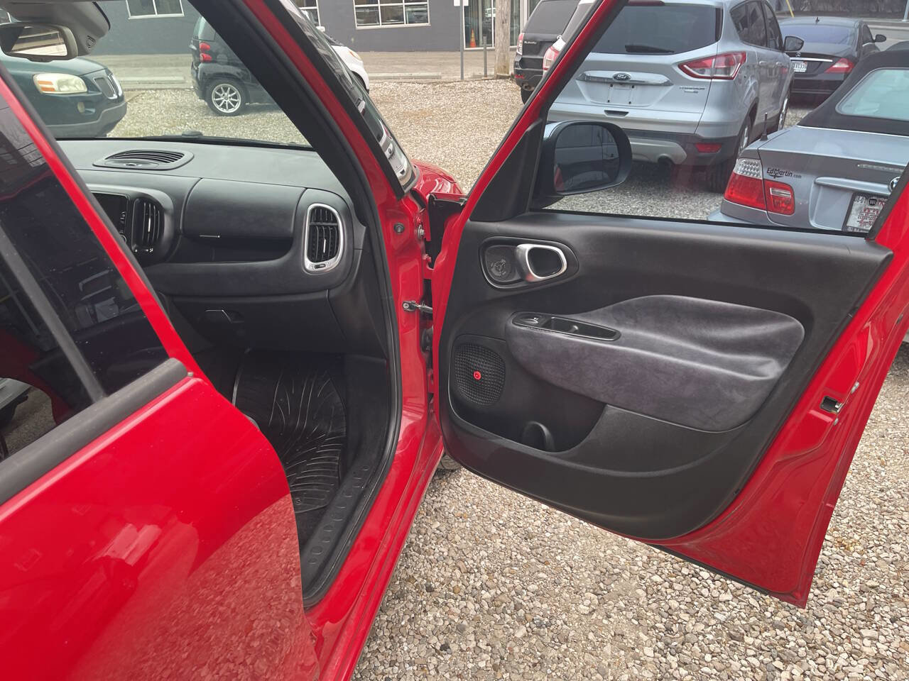 Used 2014 FIAT 500L Lounge image 17