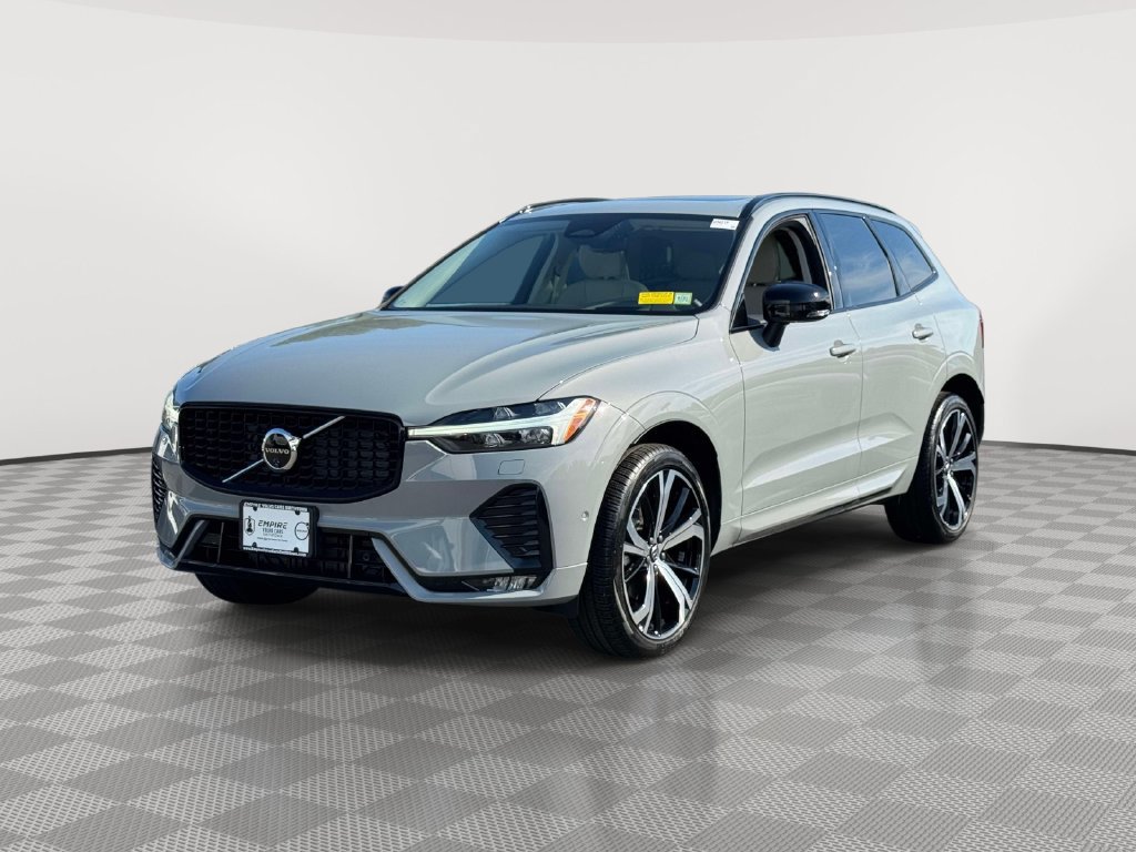 Certified 2025 Volvo XC60 B5 Ultra w/ Protection Package Premier AWD/4WD image 2