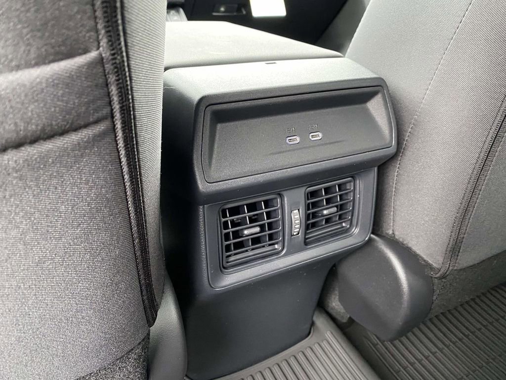 New 2026 Toyota RAV4 SE AWD/4WD image 11