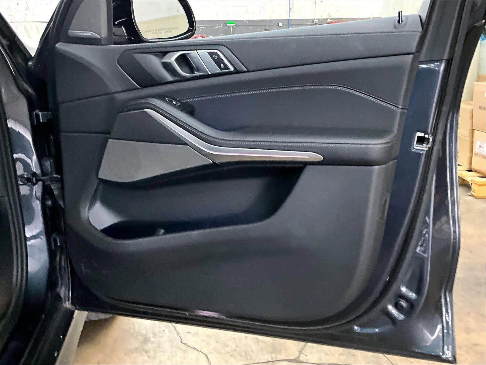 Used 2022 BMW X5 M50i w/ Executive Package AWD/4WD image 26