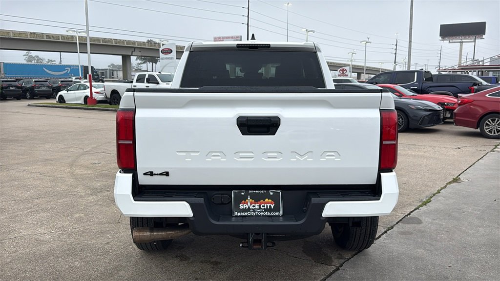 Used 2025 Toyota Tacoma TRD Sport image 6