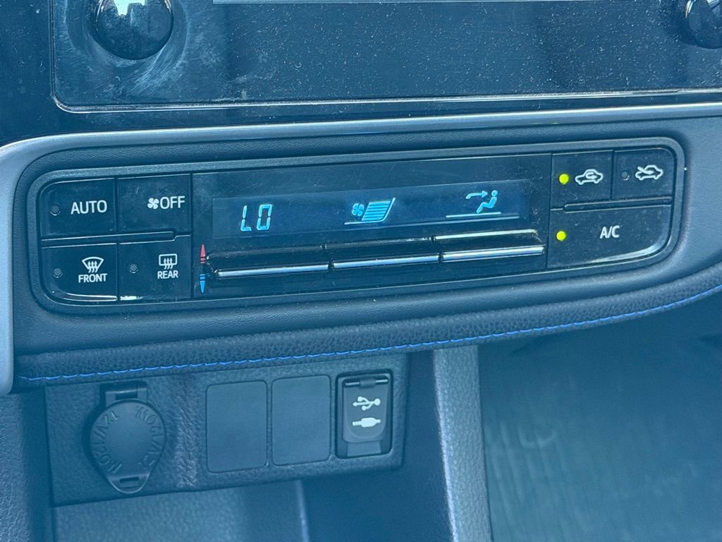 Used 2018 Toyota Corolla SE image 20