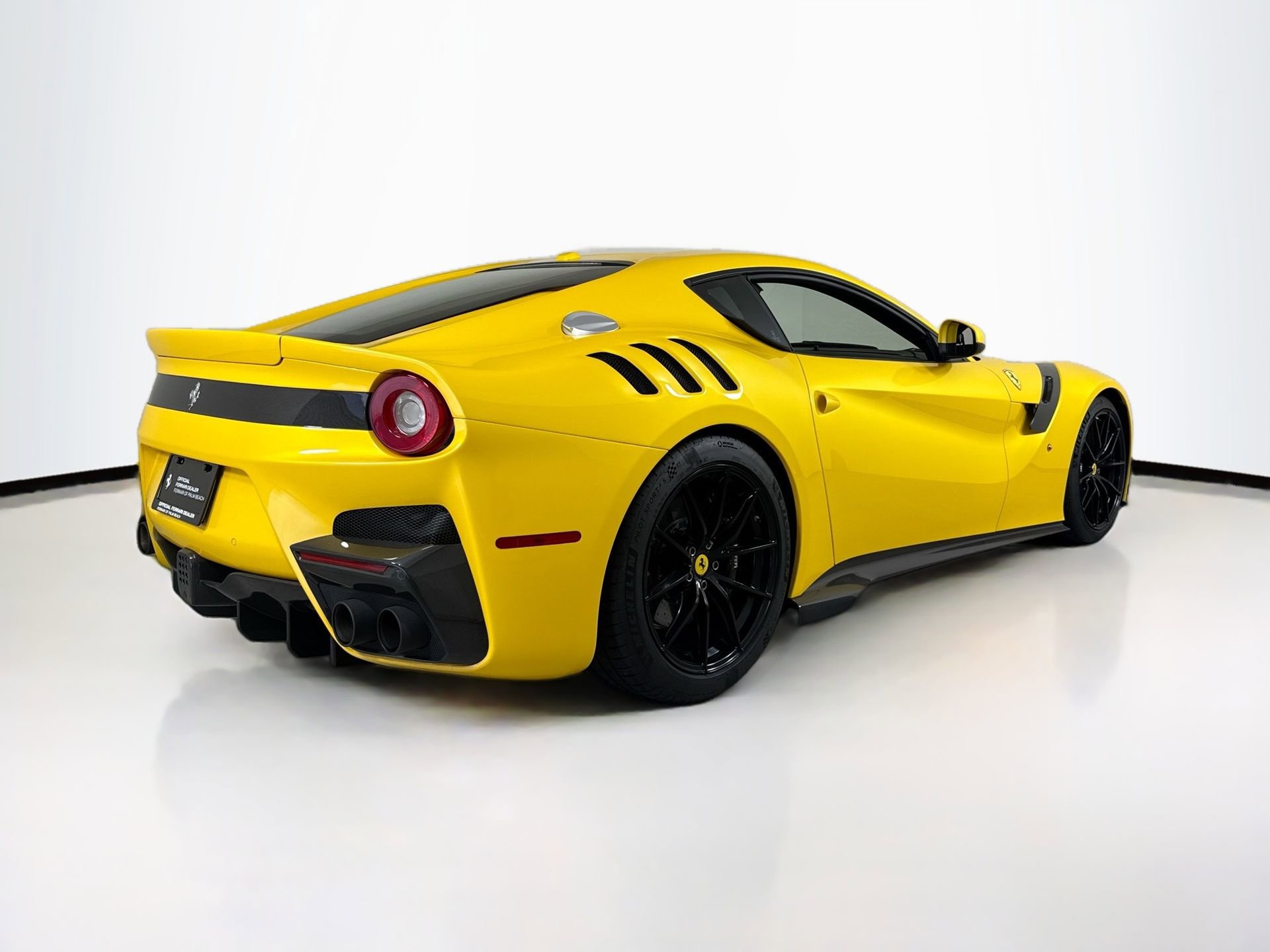 Certified 2017 Ferrari F12tdf RWD image 7