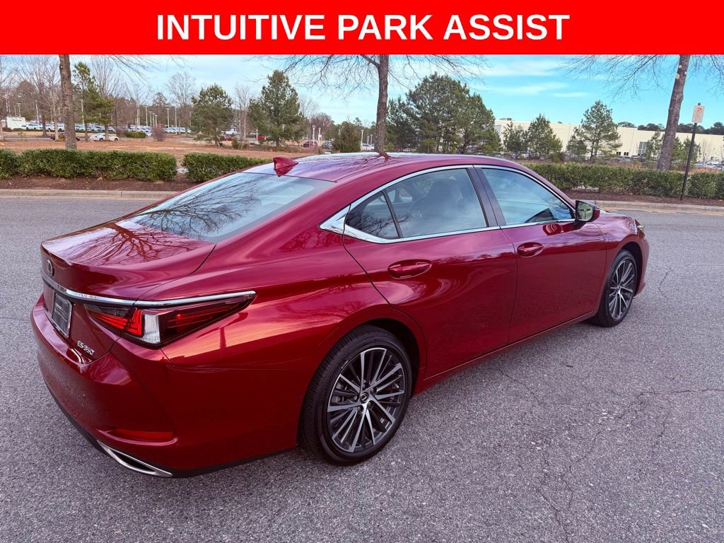Certified 2025 Lexus ES 350 w/ Premium Package image 7
