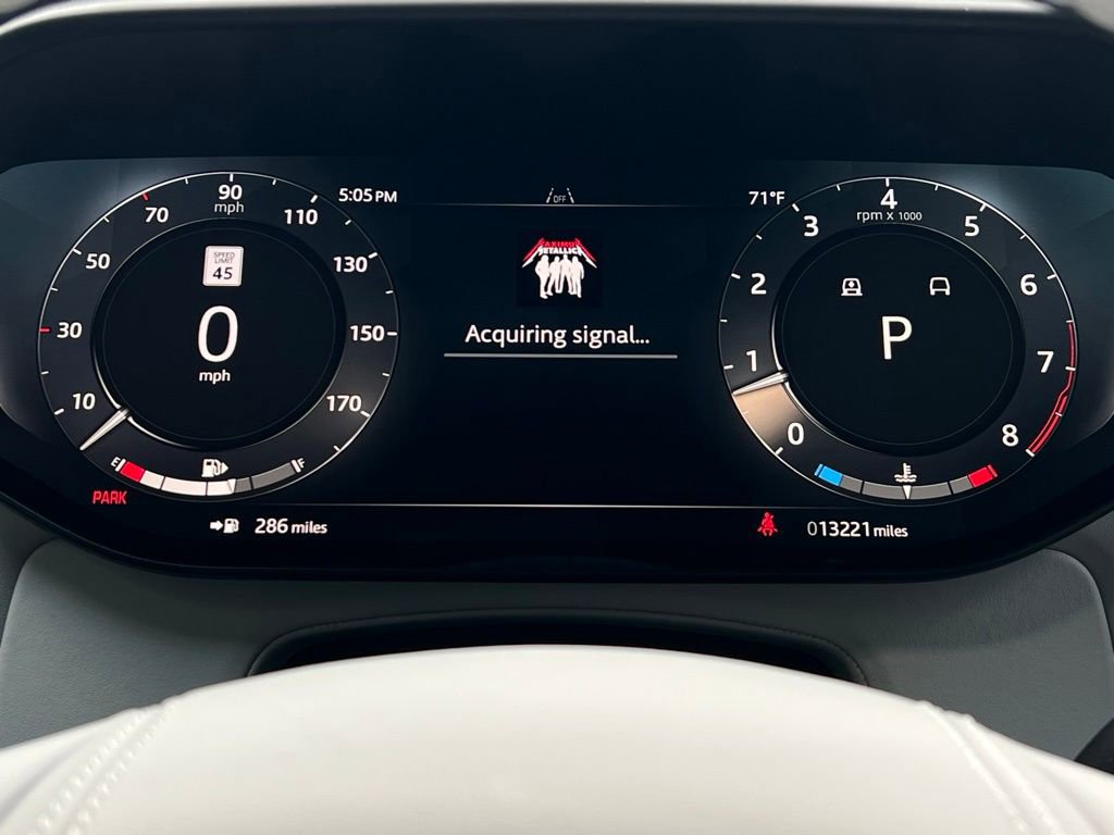 Used 2025 Land Rover Range Rover Sport Dynamic SE image 22