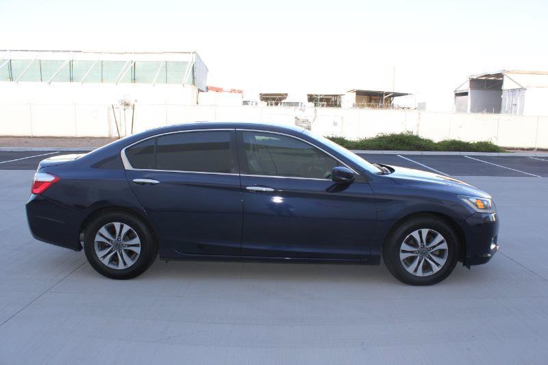 Used 2015 Honda Accord LX image 4