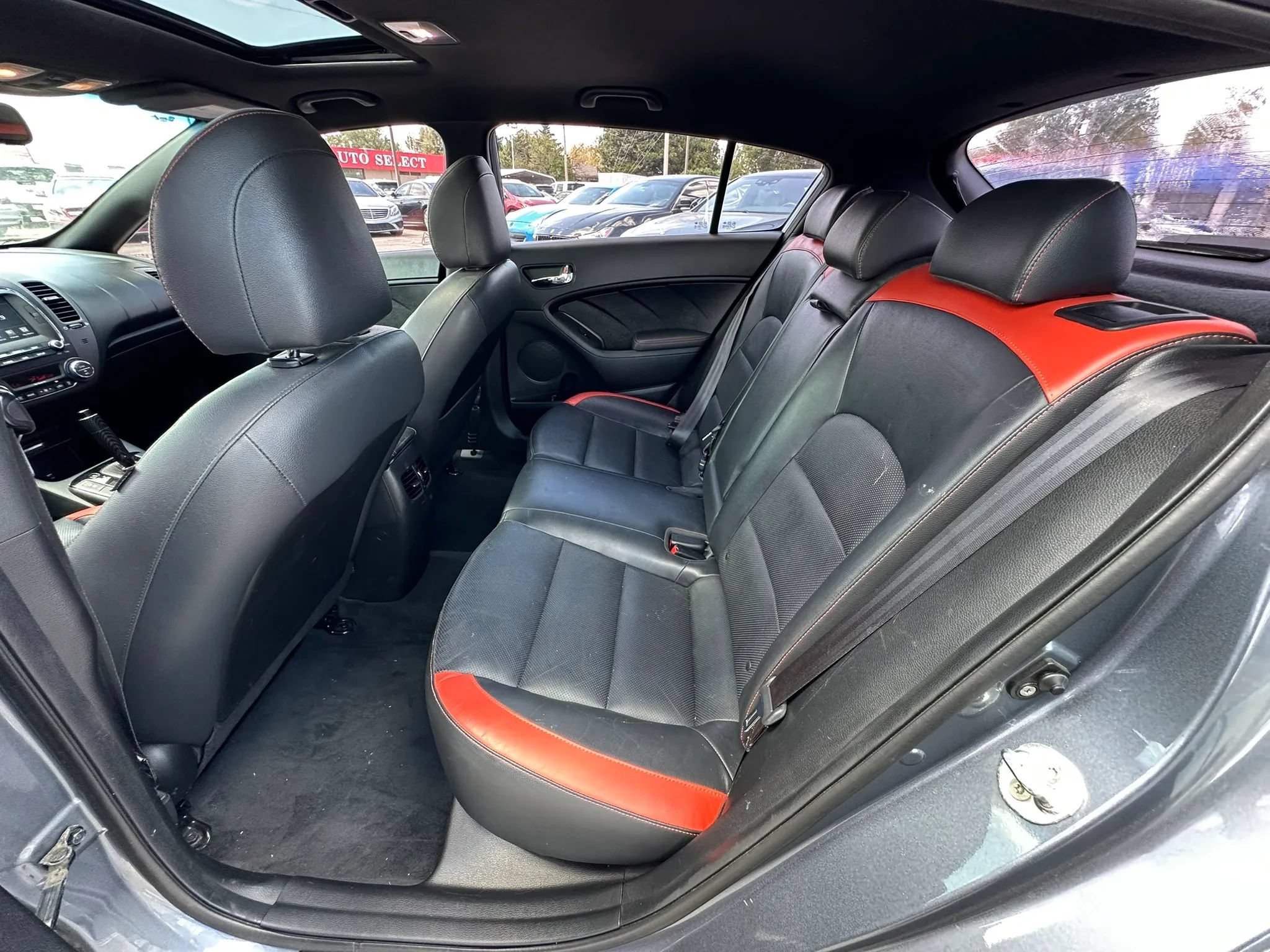 Used 2017 Kia Forte SX w/ SX Premium Tech Package FWD image 17