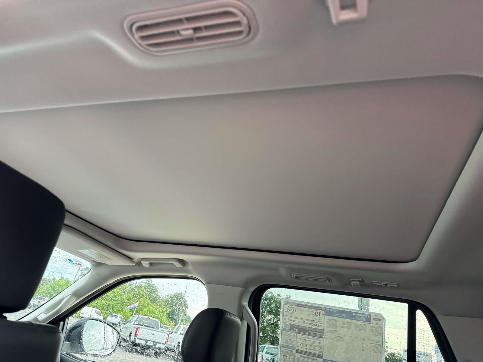 New 2026 Ford Expedition Active RWD image 8