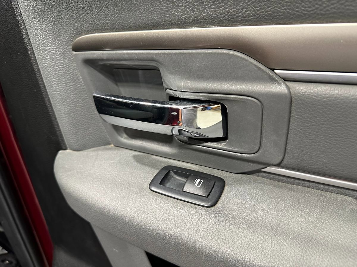 Used 2020 RAM 1500 Classic Warlock AWD/4WD image 15