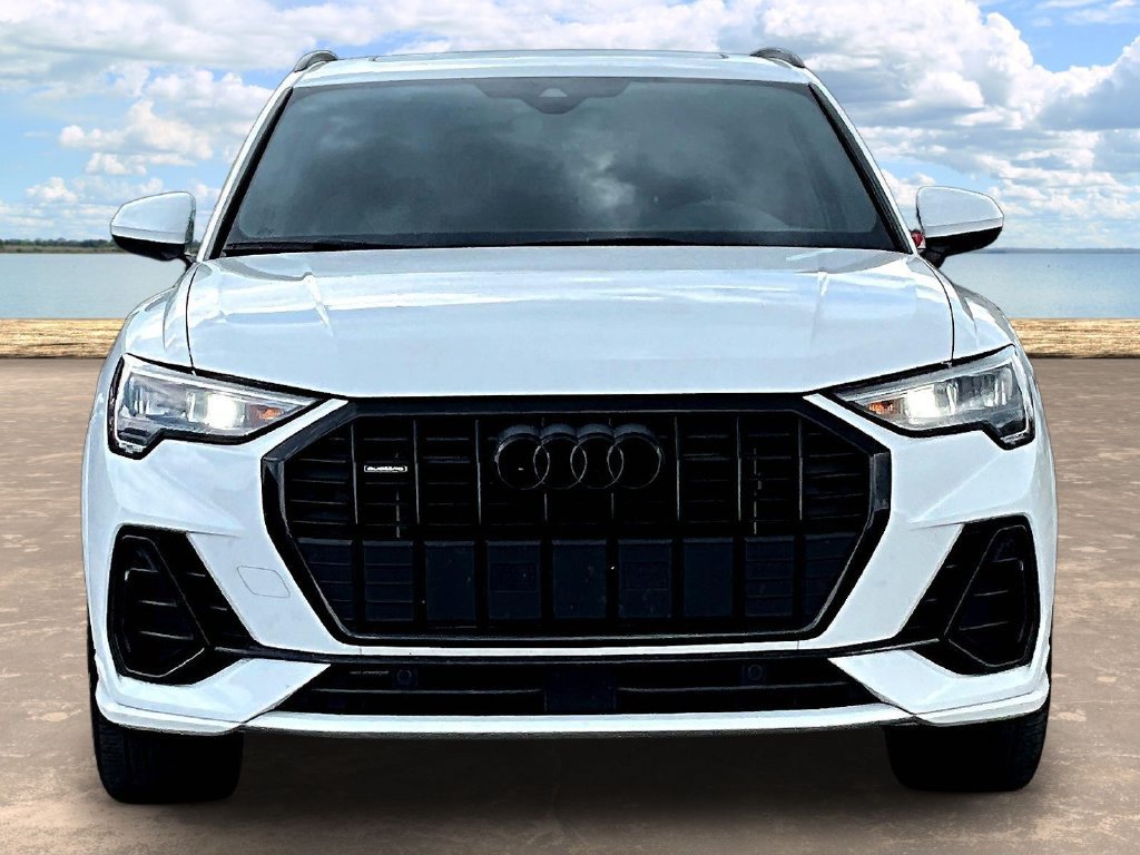 Used 2021 Audi Q3 2.0T Premium AWD/4WD image 2