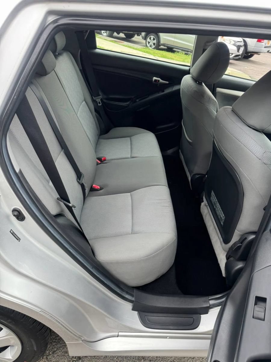 Used 2009 Toyota Matrix S FWD image 14