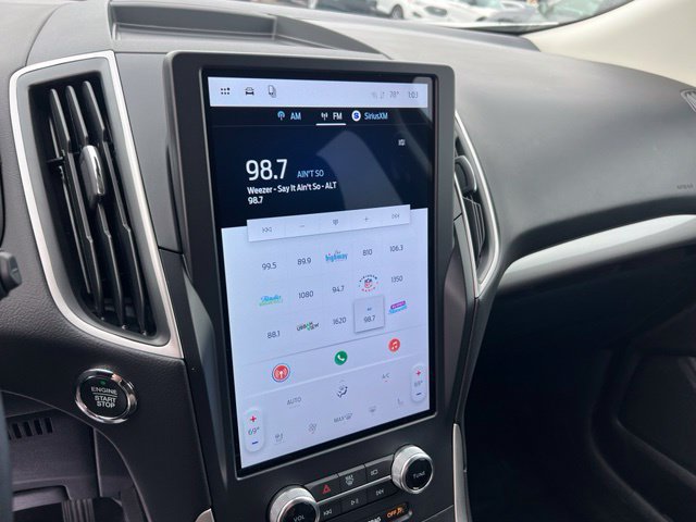 Certified 2024 Ford Edge SEL w/ Convenience Package AWD/4WD image 12