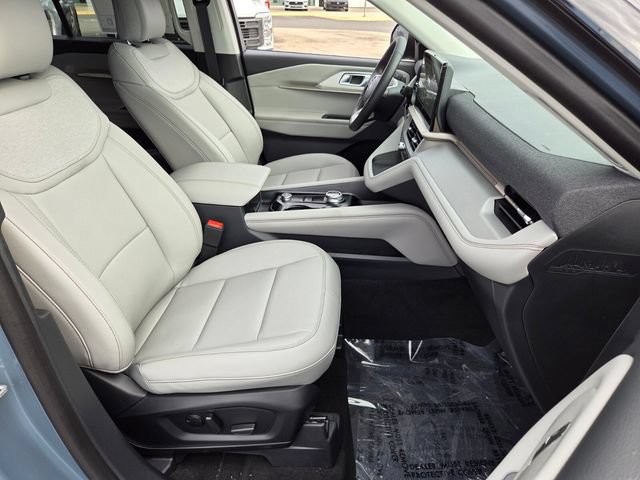 New 2026 Ford Explorer Active w/ Active Comfort Package RWD image 14