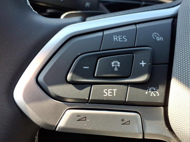 New 2026 Volkswagen Atlas Cross Sport SE AWD/4WD image 23