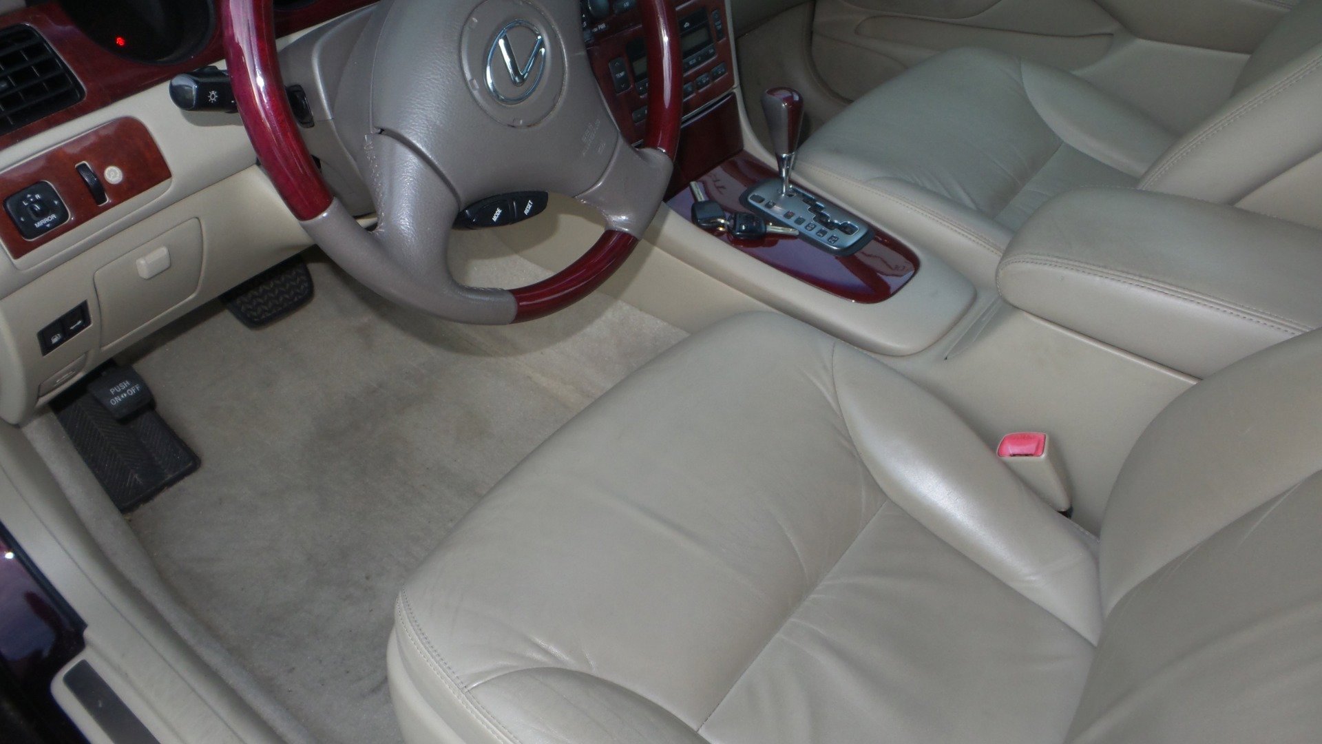 Used 2004 Lexus ES 330 image 11