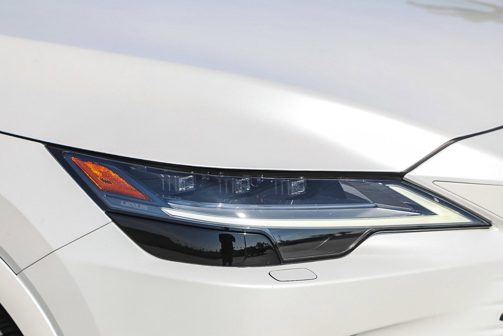 Used 2023 Lexus RX 350 FWD w/ Cold Area Package image 8