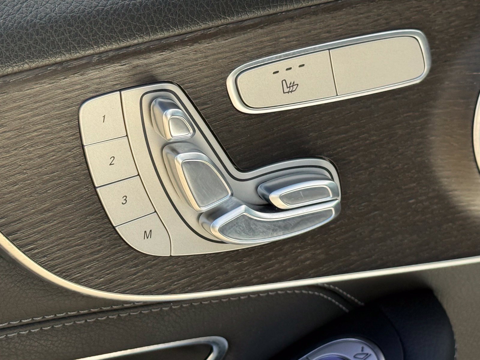Used 2020 Mercedes-Benz C 300 Coupe image 22