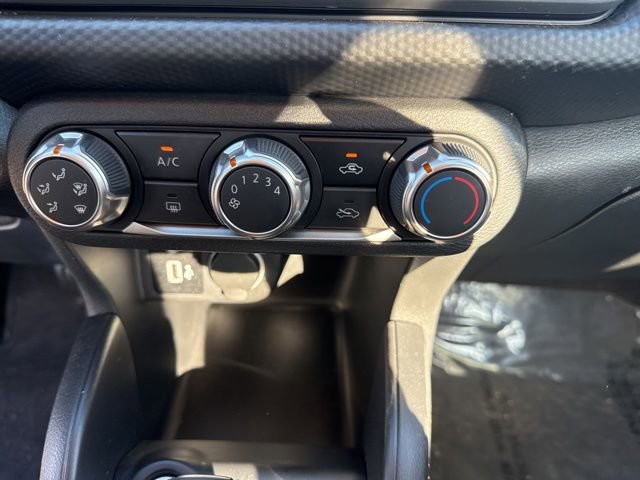 Used 2024 Nissan Kicks S image 21