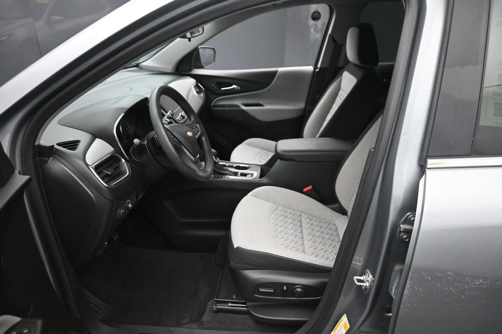 Used 2023 Chevrolet Equinox LT FWD image 16