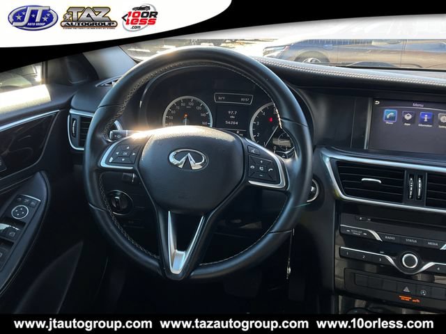 Used 2017 INFINITI QX30 FWD image 18