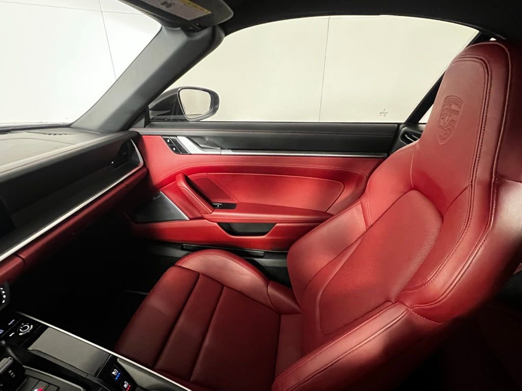 Certified 2020 Porsche 911 Carrera 4S image 29