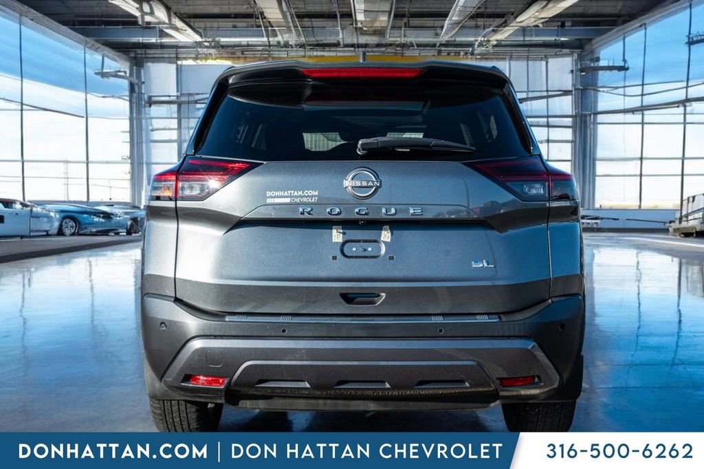 Used 2023 Nissan Rogue SL w/ SL Premium Package image 30