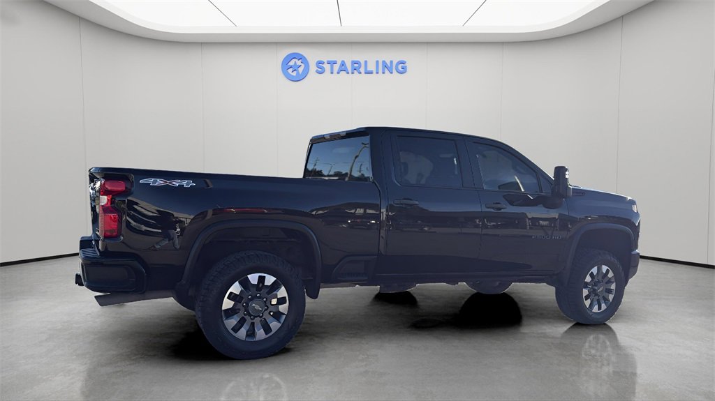 Used 2023 Chevrolet Silverado 2500 Custom w/ Custom Convenience Package image 10