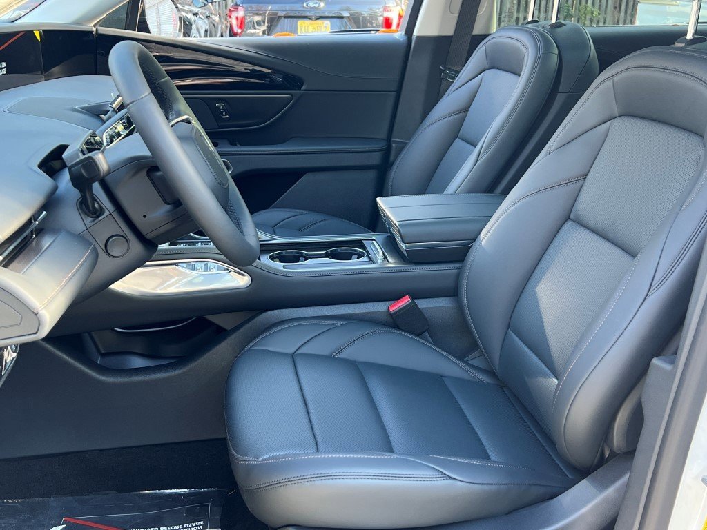 New 2026 Lincoln Nautilus Premier w/ Equipment Group 102A image 19