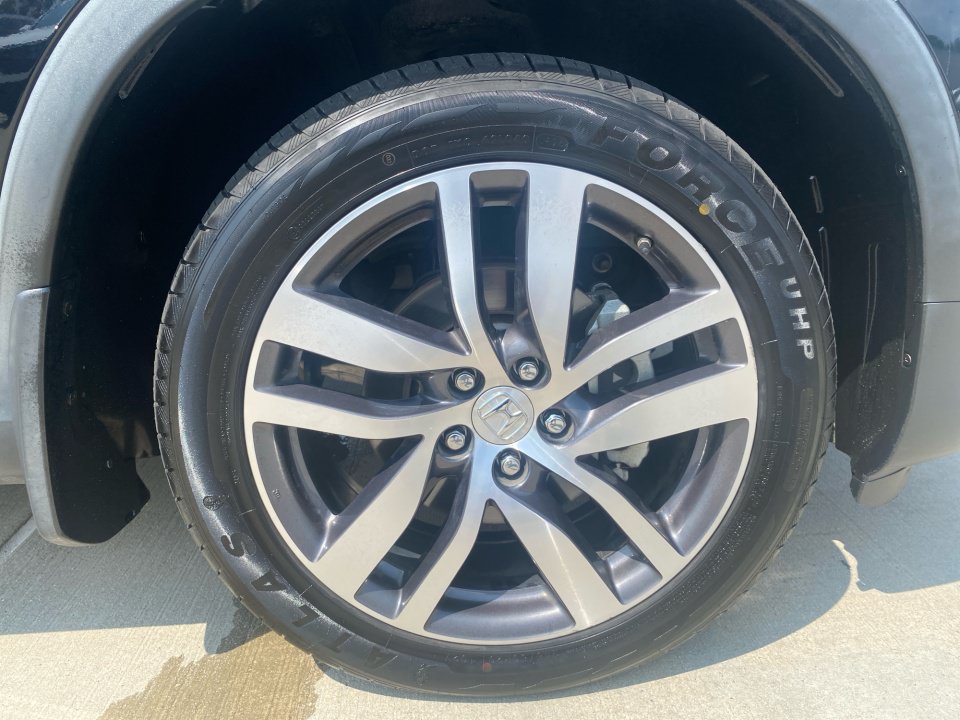 Used 2017 Honda Pilot Touring image 29