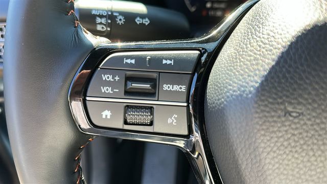 Used 2025 Honda HR-V Sport image 11