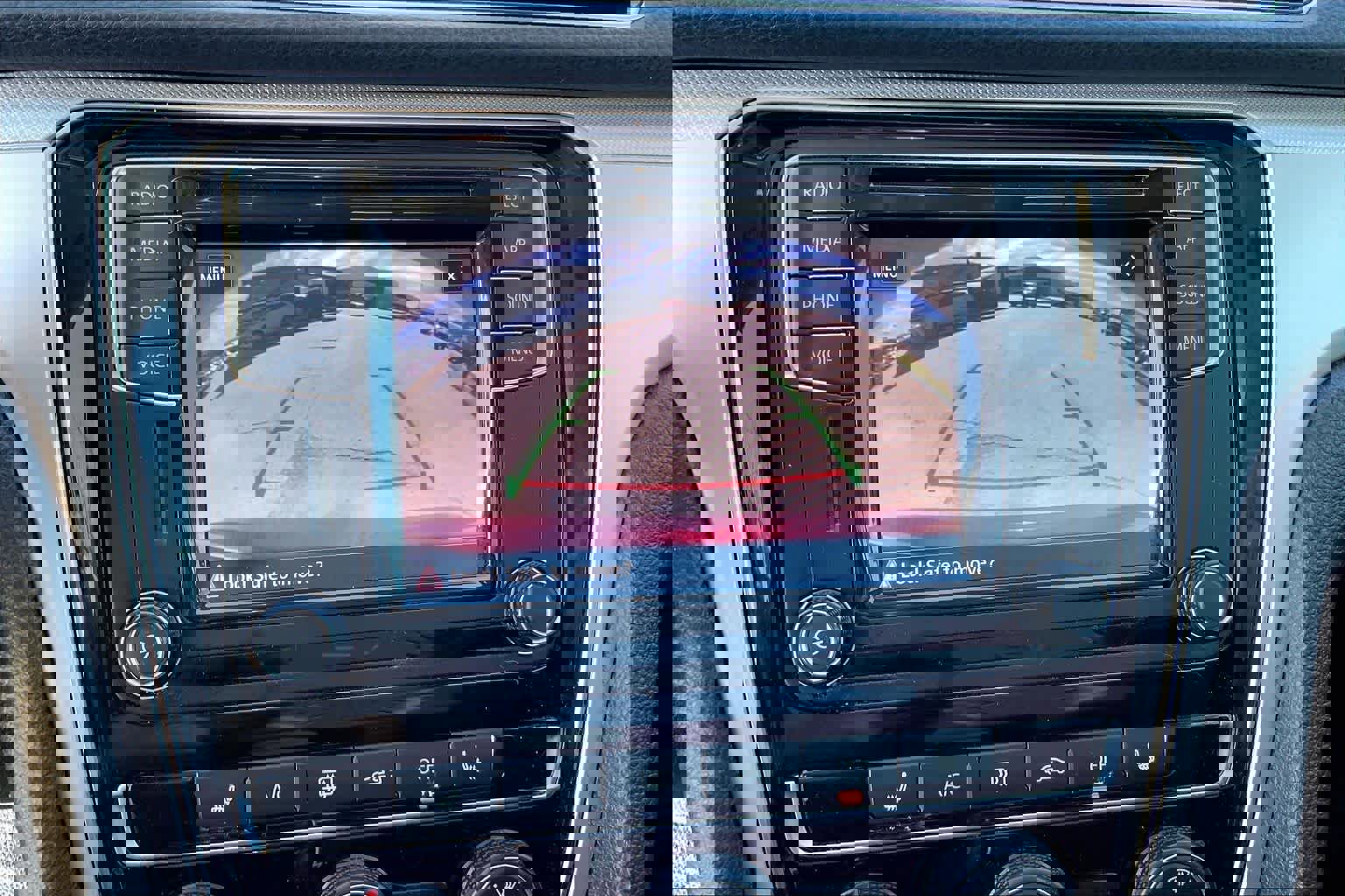 Used 2019 Volkswagen Passat 2.0T Wolfsburg image 26