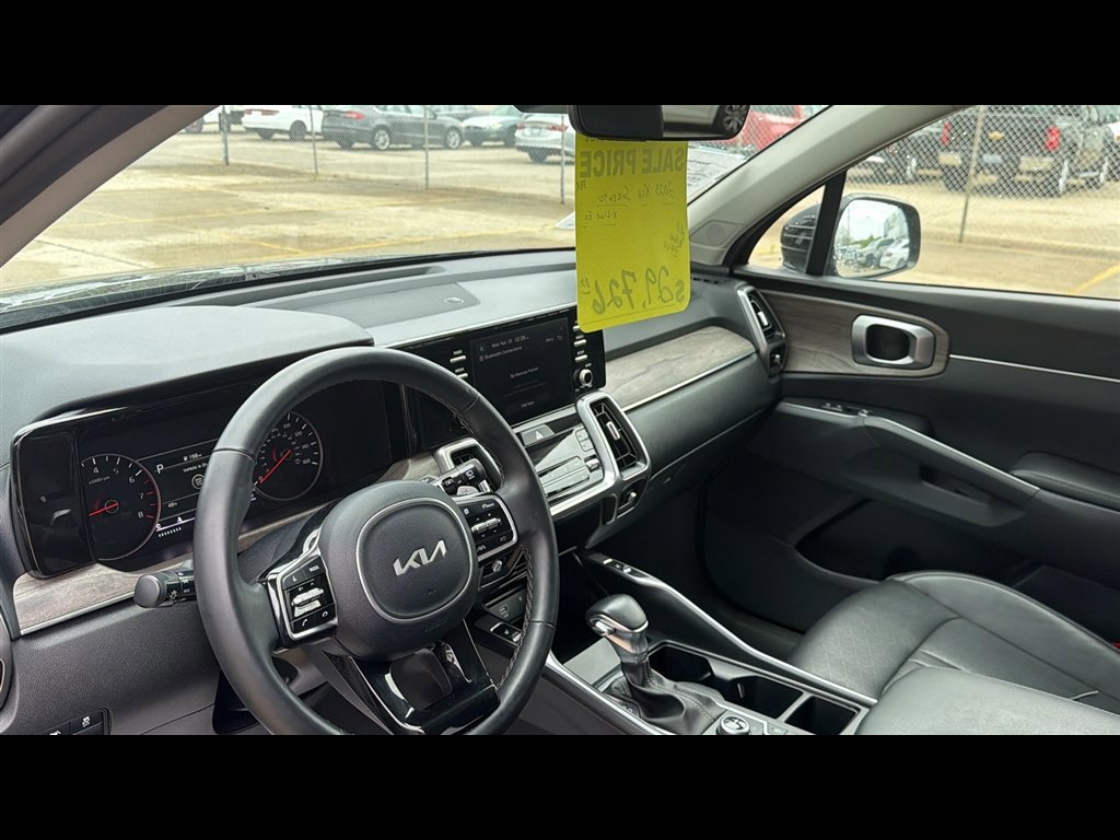 Used 2023 Kia Sorento X-Line EX AWD/4WD image 9